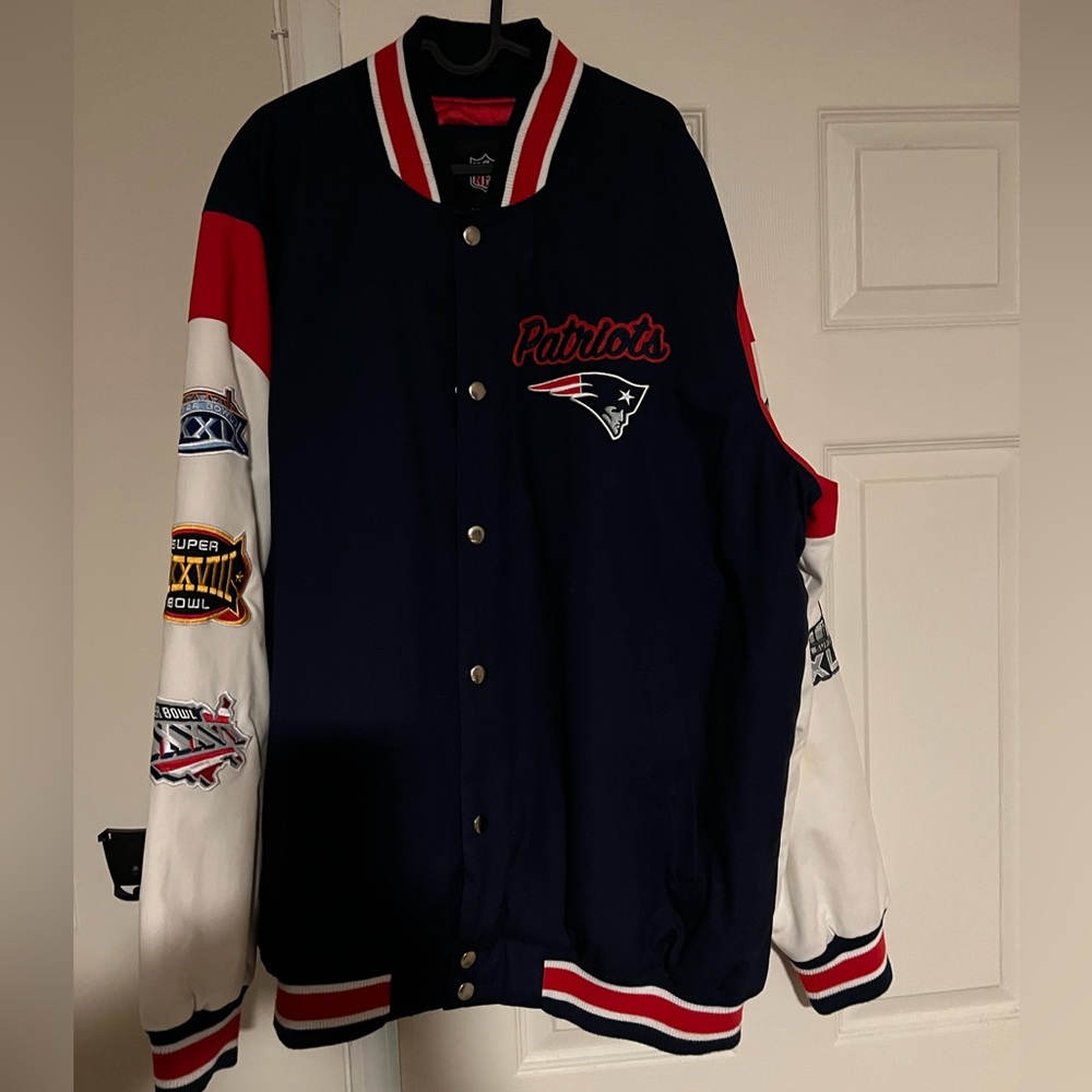 New England Patriots 5X Super Bowl Champions Jacket XXL/Gently Used.